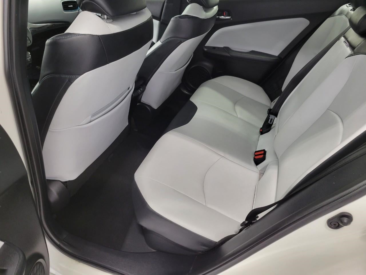 2019 Toyota Prius L Eco