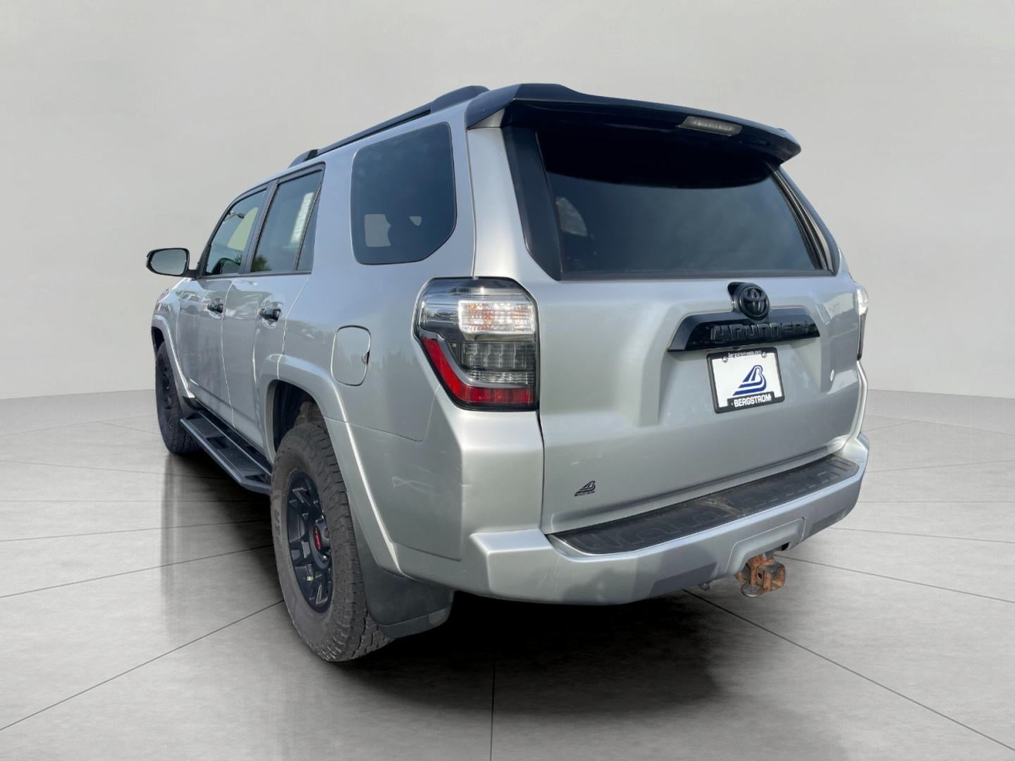 2021 Toyota 4Runner Venture 4WD