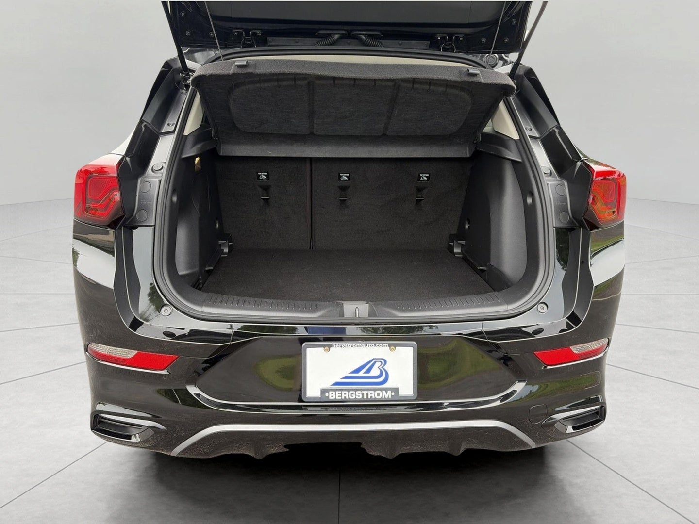 2025 Buick Encore GX AWD 4dr Sport Touring
