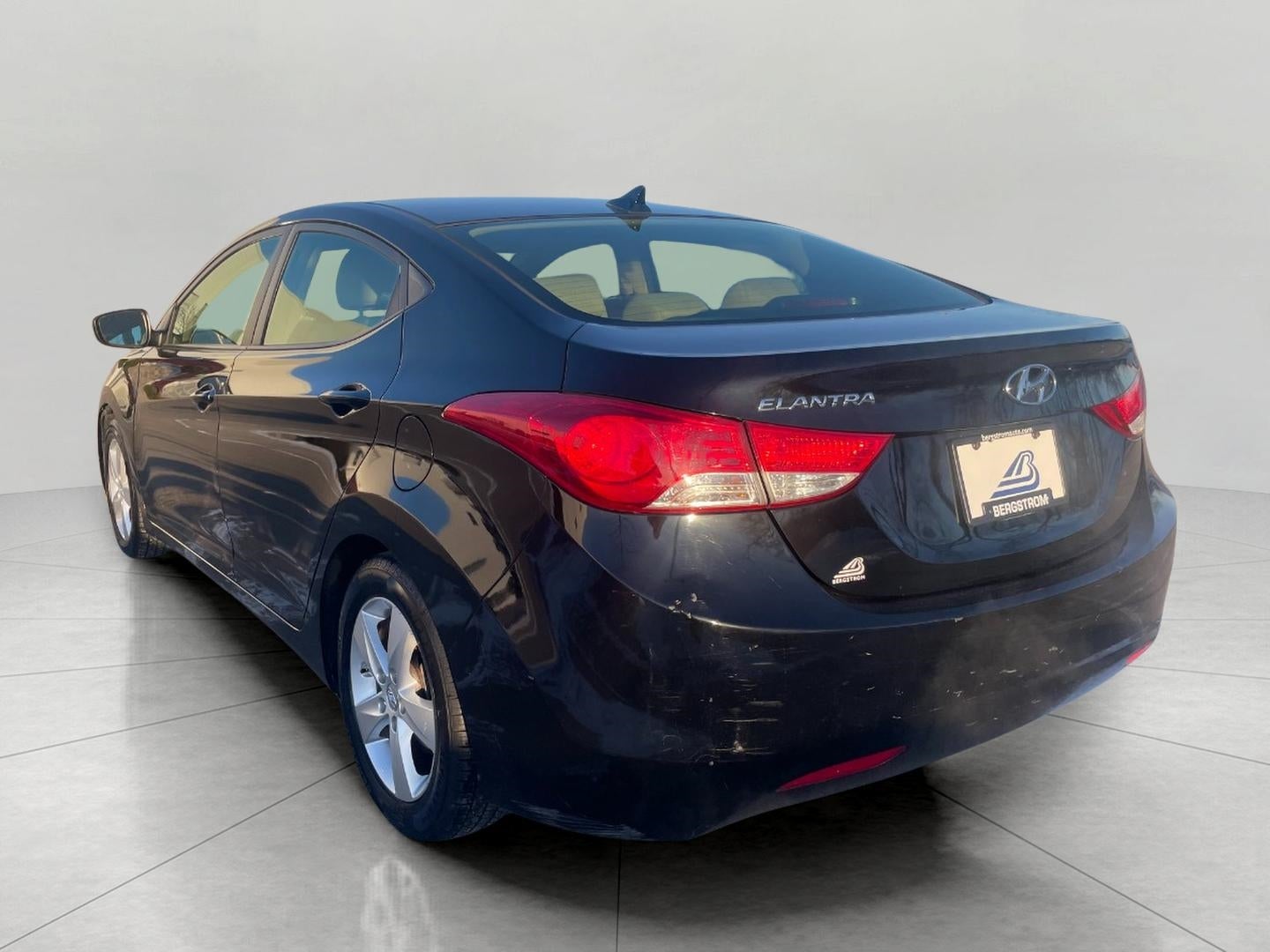 2012 Hyundai Elantra 4dr Sdn Auto GLS