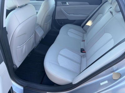 2017 Hyundai Sonata Hybrid SE 2.0L