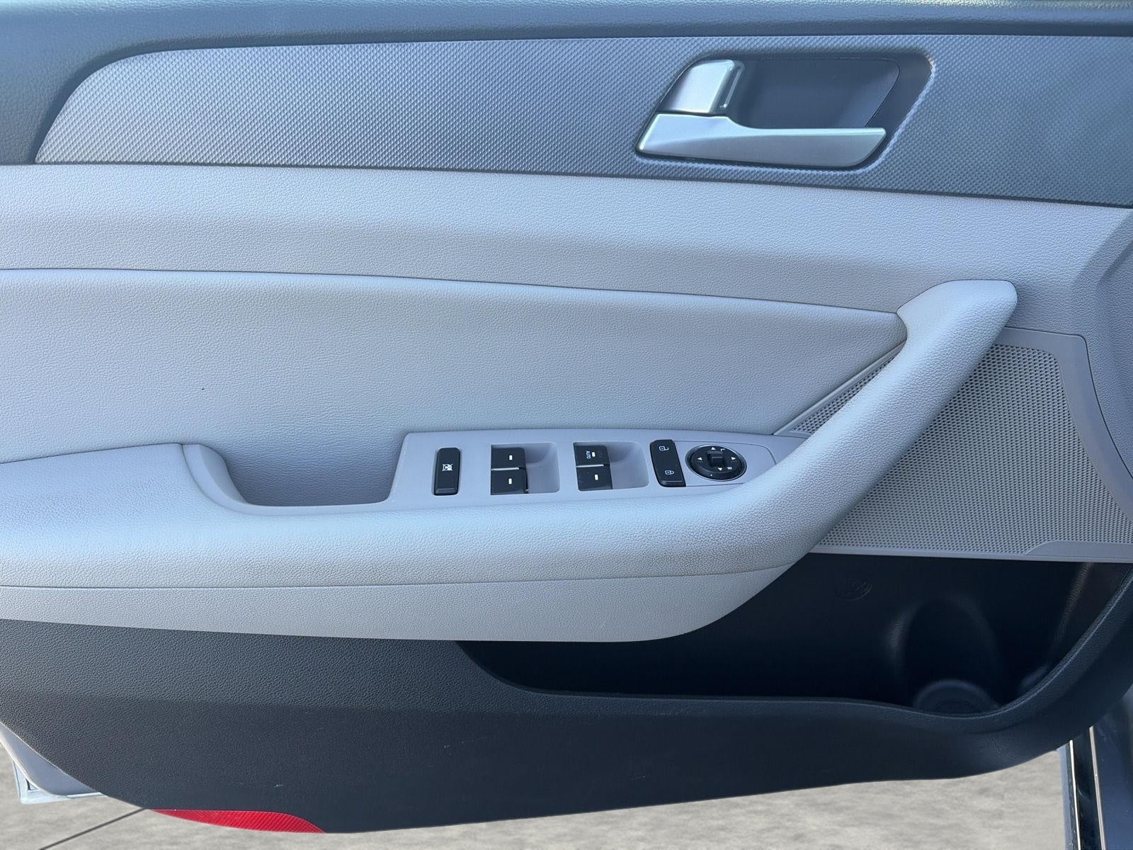 2017 Hyundai Sonata Hybrid SE 2.0L