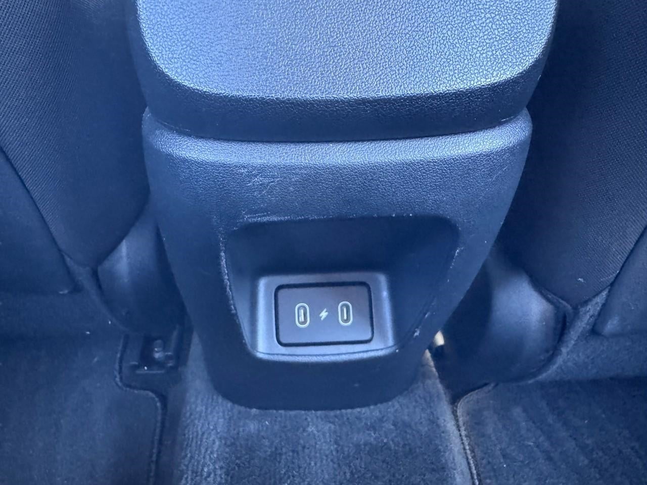 2024 Hyundai Elantra SEL IVT