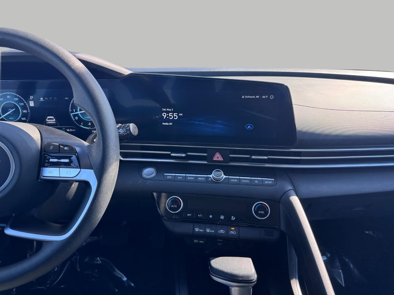 2024 Hyundai Elantra SEL IVT
