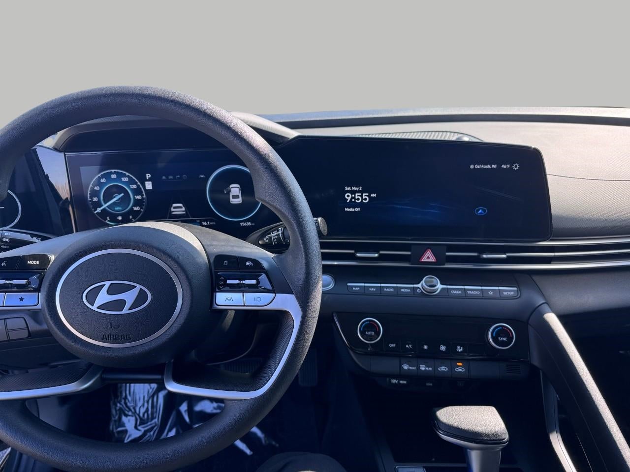 2024 Hyundai Elantra SEL IVT