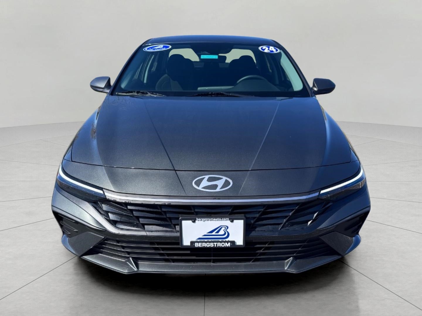 2024 Hyundai Elantra SEL IVT