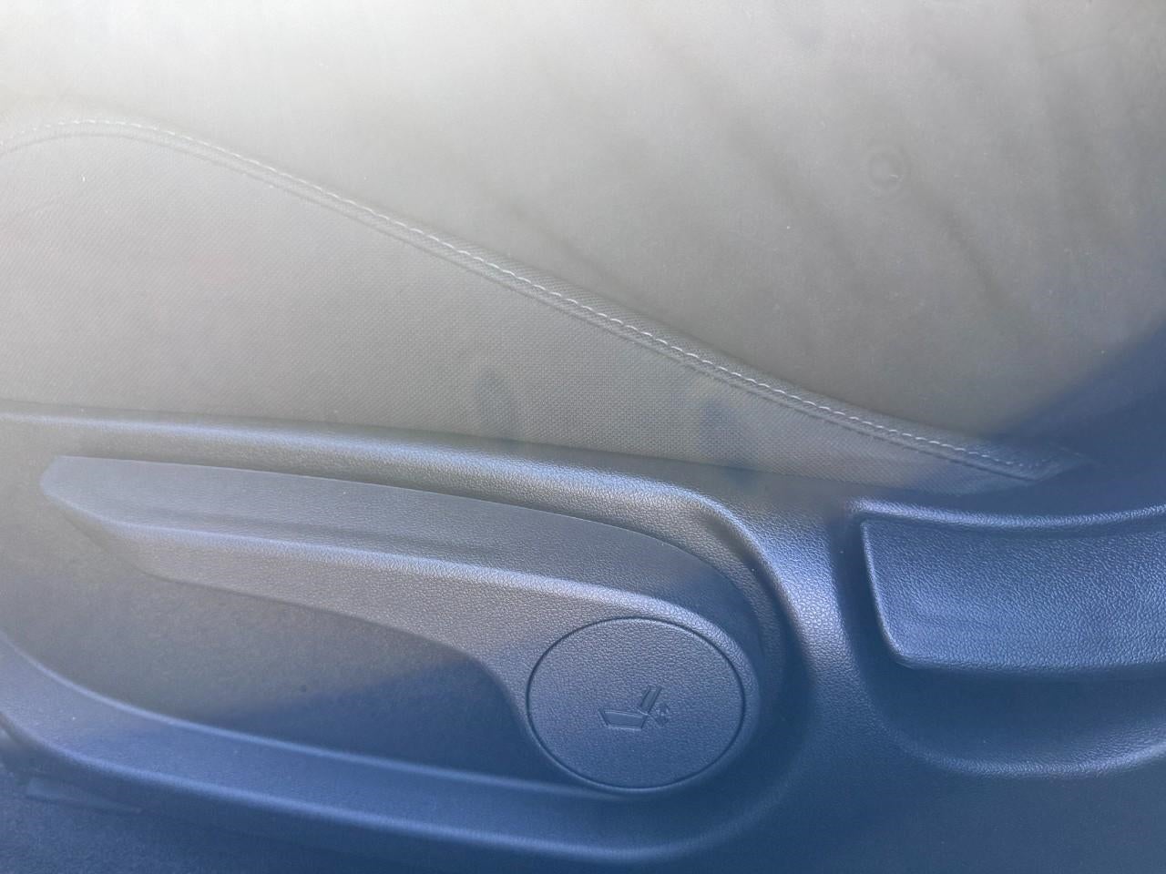 2024 Hyundai Elantra SEL IVT