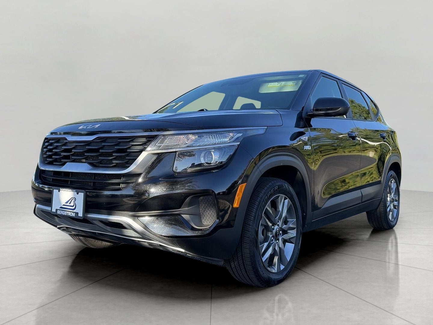 2022 Kia Seltos LX IVT AWD
