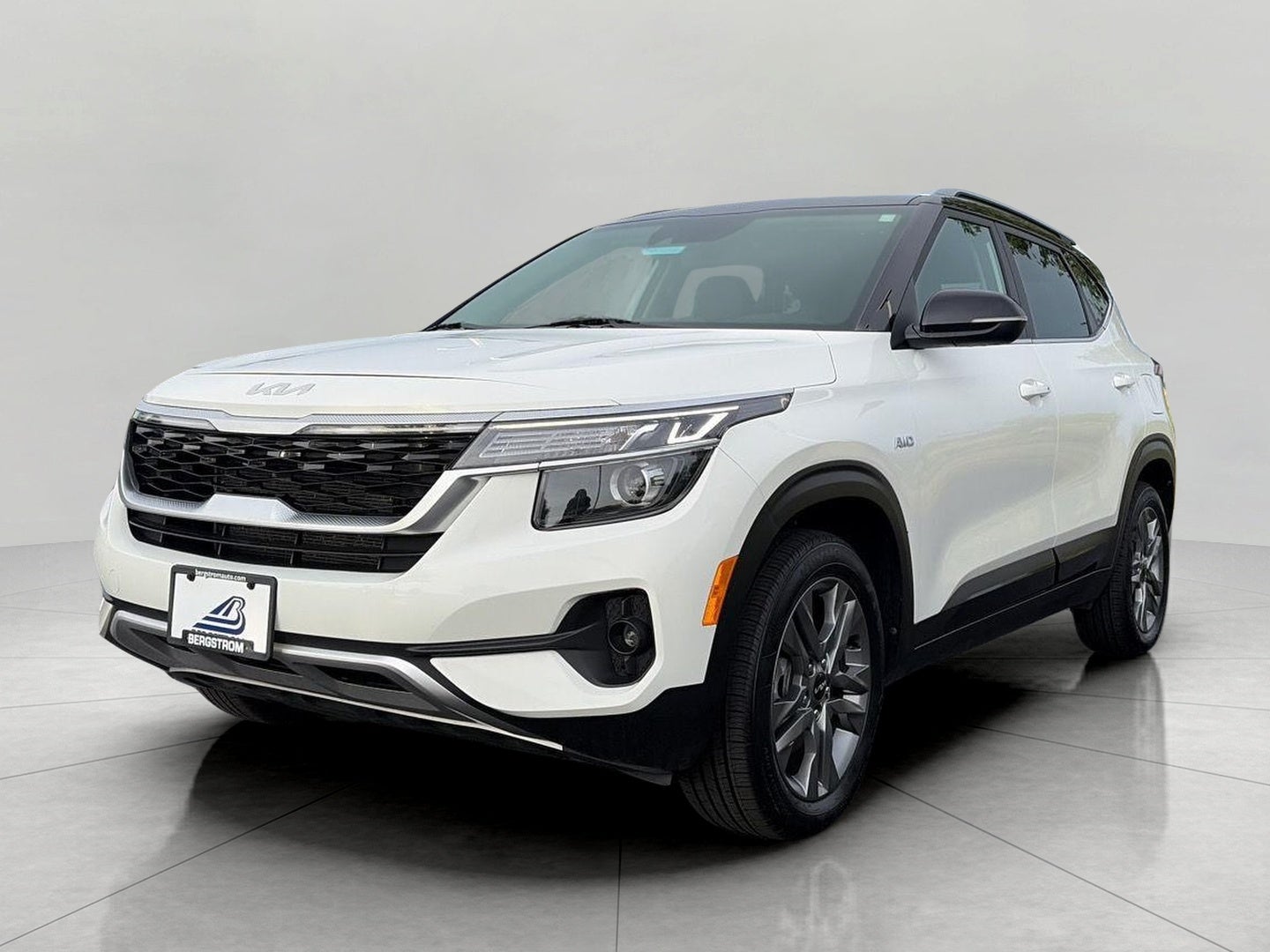 2022 Kia Seltos S IVT AWD