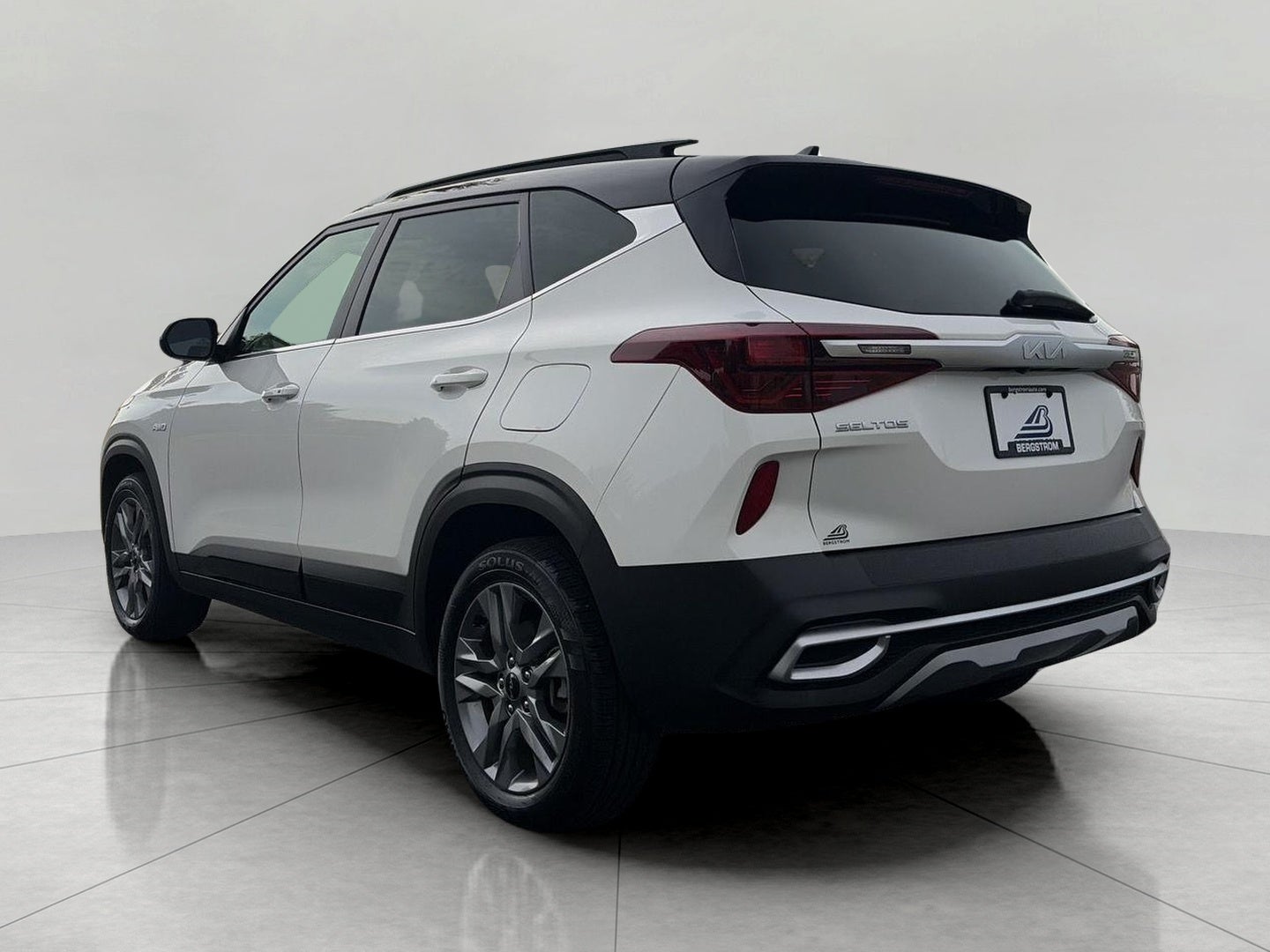 2022 Kia Seltos S IVT AWD