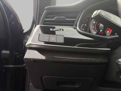 2021 Audi Q7 Premium 55 TFSI quattro