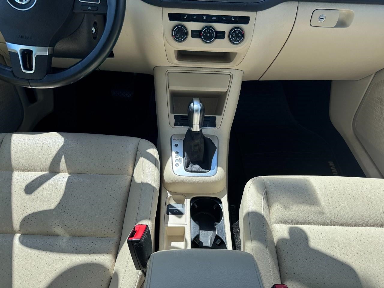 2015 Volkswagen Tiguan 4MOTION 4dr Auto SE