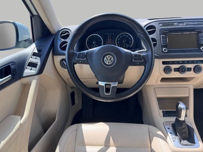 2015 Volkswagen Tiguan 4MOTION 4dr Auto SE