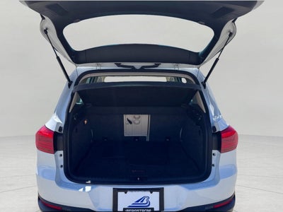 2015 Volkswagen Tiguan 4MOTION 4dr Auto SE