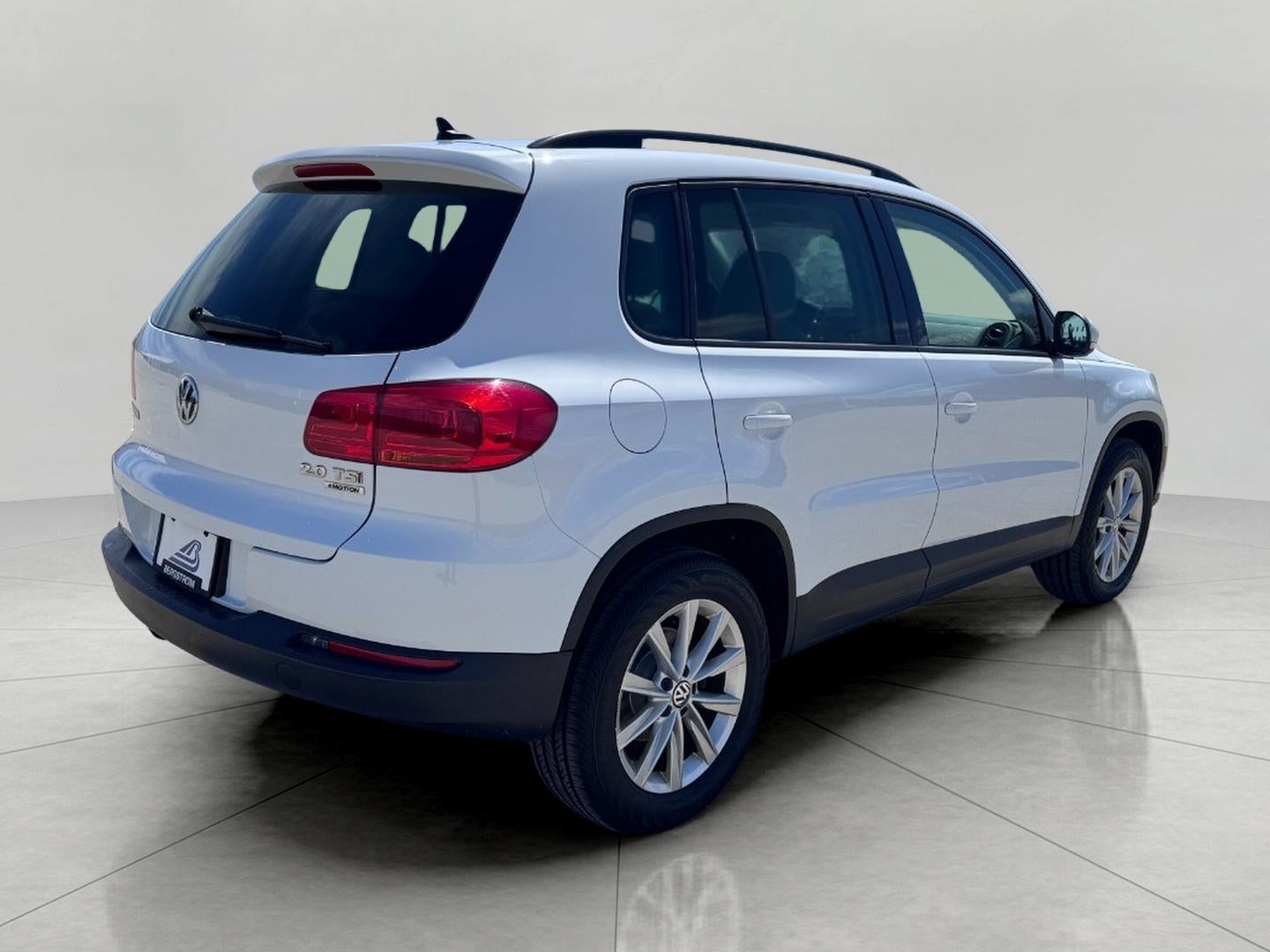 2015 Volkswagen Tiguan 4MOTION 4dr Auto SE