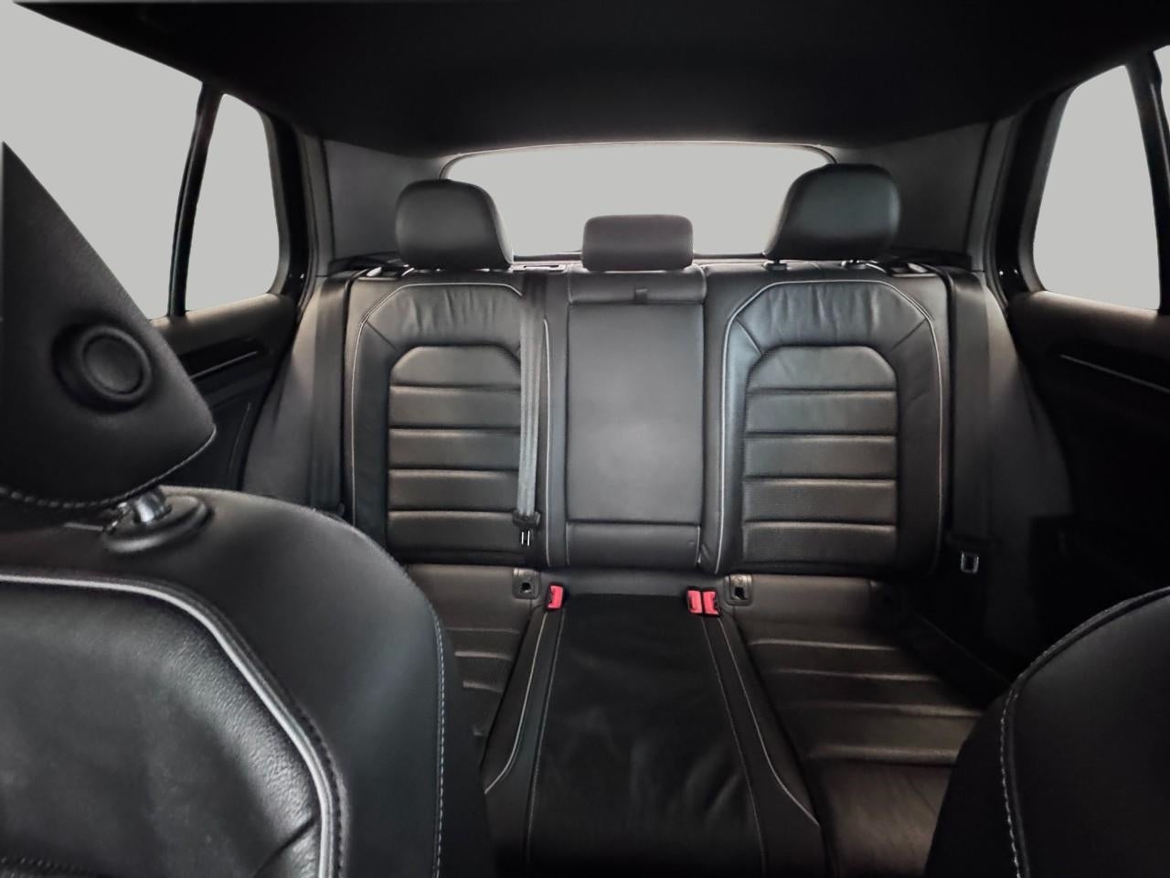 2018 Volkswagen Golf R 2.0T Manual w/DCC/Nav