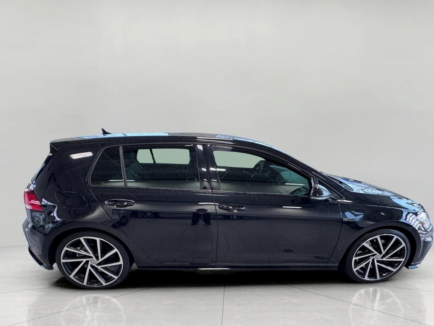 2018 Volkswagen Golf R 2.0T Manual w/DCC/Nav