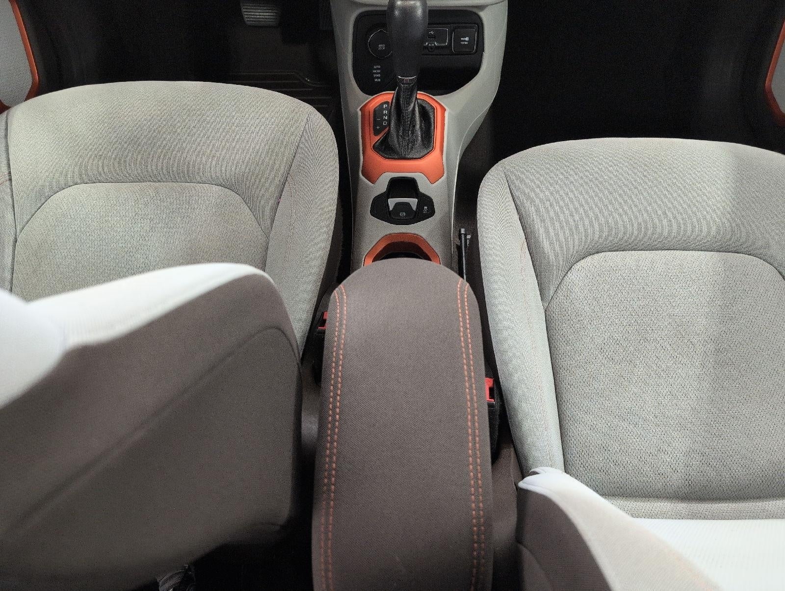 2015 Jeep Renegade 4WD 4dr Latitude