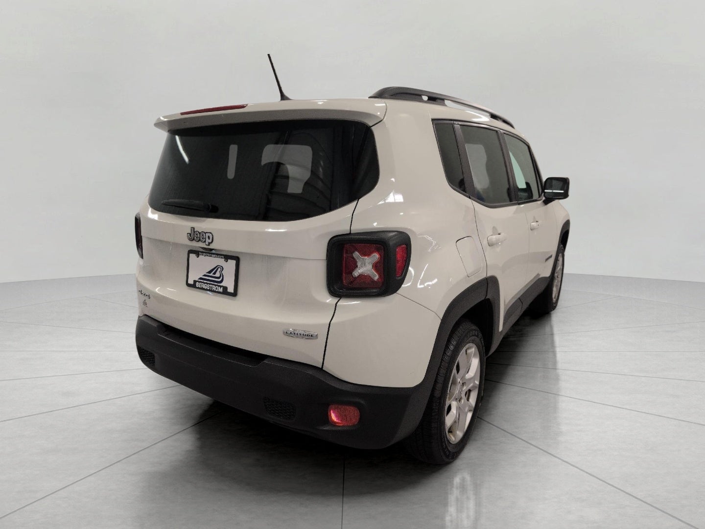 2015 Jeep Renegade 4WD 4dr Latitude