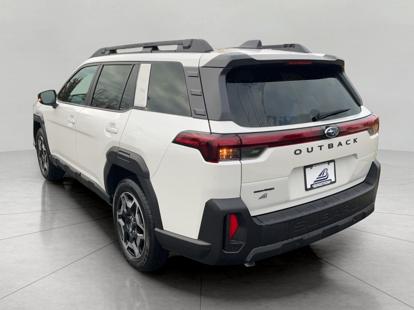 2026 Subaru OUTBACK Touring