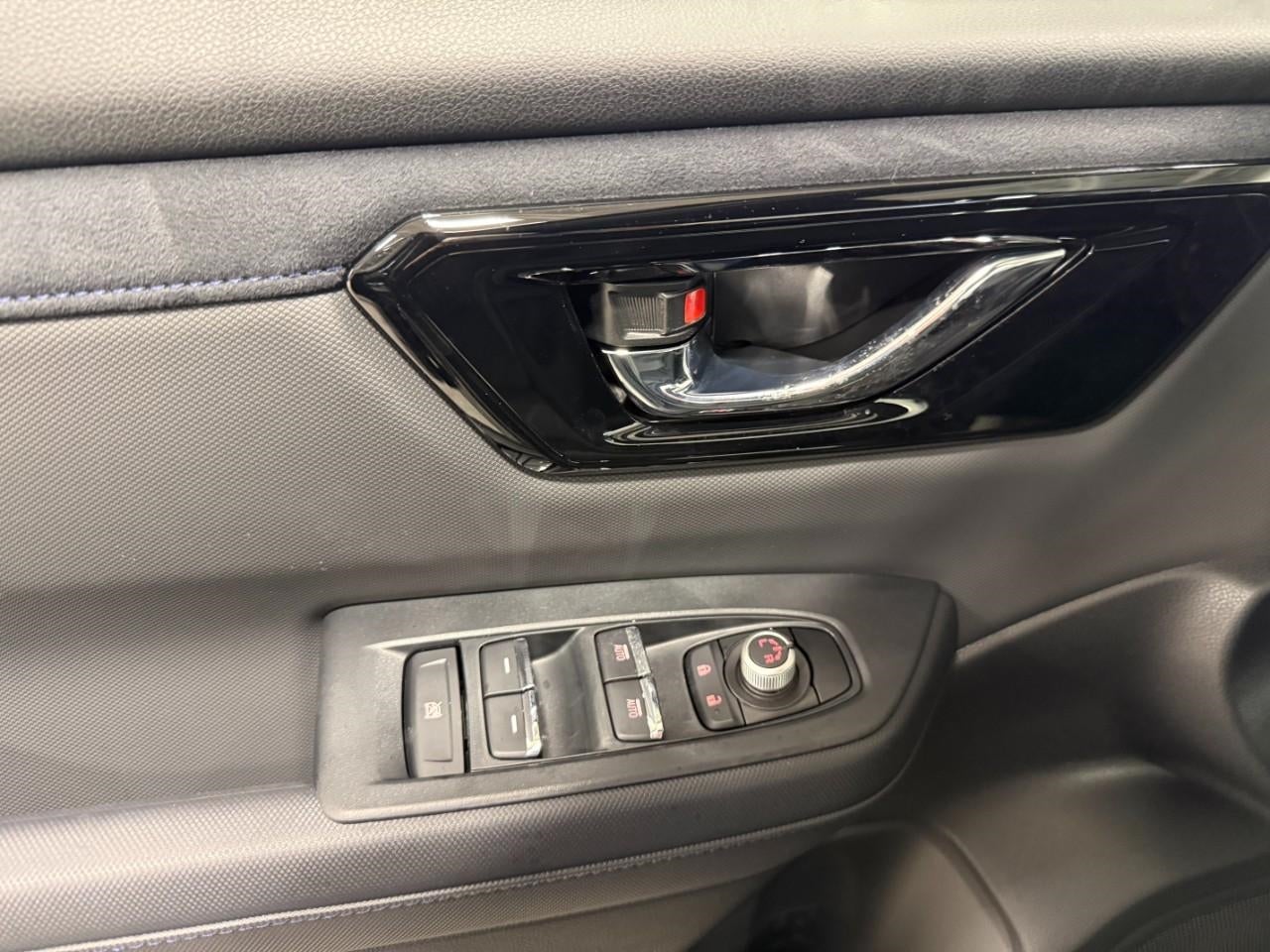 2025 Subaru FORESTER Limited Hybrid